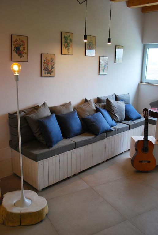 Ortopi Country Canapa House ปอร์โตเรกานาติ ภายนอก รูปภาพ