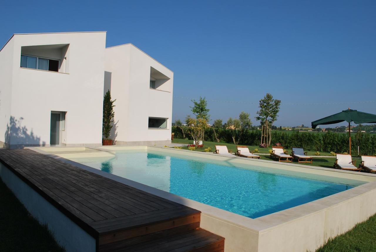 Ortopi Country Canapa House ปอร์โตเรกานาติ ภายนอก รูปภาพ